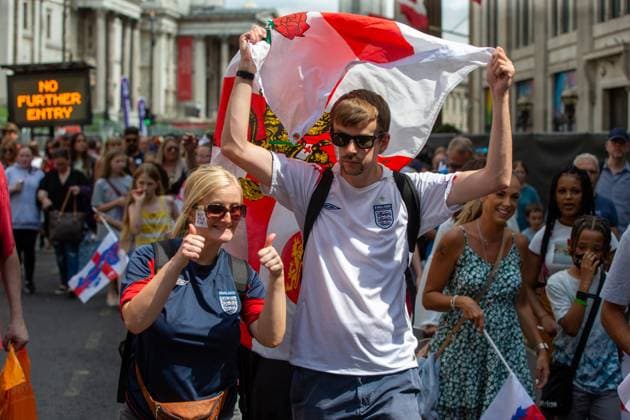 August 1, 2022, London, England, United Kingdom: Fans are seen in Trafalgar Square as Englandâ€⠢s national women football team celebrates Euro 2022 victory on stage. Copyright: xTayfunxSalcix