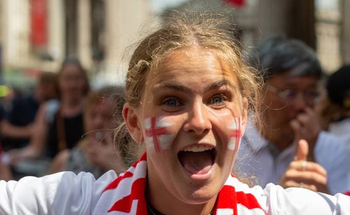 August 1, 2022, London, England, United Kingdom: Fans are seen in Trafalgar Square as Englandâ€⠢s national women football team celebrates Euro 2022 victory on stage. Copyright: xTayfunxSalcix