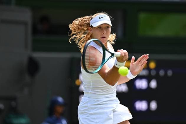 Wimbledon - Quarter Final Round Mirra Andrea (RUS) during her quarter final round match at the 2025 Wimbledon Championships at the AELTC in London, GREAT BRITAIN, on July 9, 2025. Photo by Corinne Dubreuil ABACAPRESS.COM London United Kingdom  Copyright: xDubreuilxCorinne ABACAx