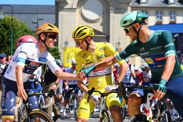 Tour de France 2025 Stage 6 VIRE NORMANDIE, FRANCE - JULY 10 : Evenepoel Remco (BEL) of Soudal Quick-Step, Pogacar Tadej (SLO) of UAE Team Emirates and Milan Jonathan (ITA) of Lidl - Trek during stage 6 of the 112th edition of Tour de France an UCI World Tour 2.UWT cycling road race stage for Men Elite of 201 km with start in Bayeux and finish in Vire Normandie on July 10, 2025 in Vire Normandie, France, 10 07 2025 ( Motordriver Kenny Verfaillie - Vire Normandie France  Copyright: xVincentxKalutx