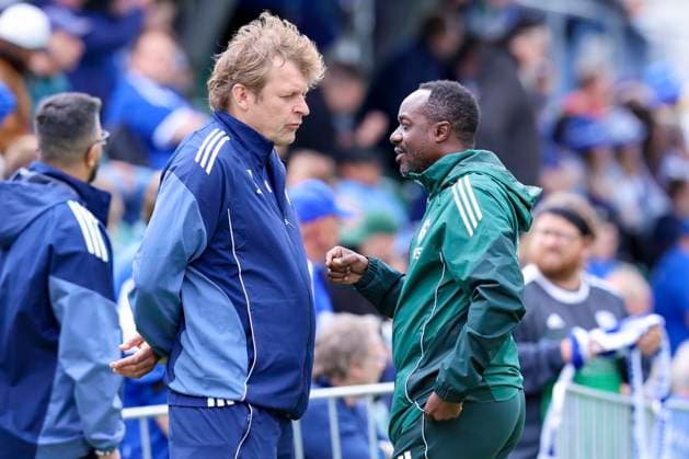 Director of professional football Youri Mulder FC Schalke 04 and director of squad planning, scouting and squire Ben Manga FC Schalke 04 talk together, 10 07 2025, training FC Schalke 04, training ground on July 10, 2025 in Neustift im Stubaitail, Austria Photo by Marco Steinbrenner DeFodi Images Director of Professional Football Youri Mulder FC Schalke 04 and Director of Squad Planning, Scouting and Squire Ben Manga FC Schalke 04 talk together, 10 07 2025, Training FC Schalke 04, Training ground, July 10, 2025 in Neustift im Stubaital, Austria Photo by Marco Steinbrenner DeFodi Images
