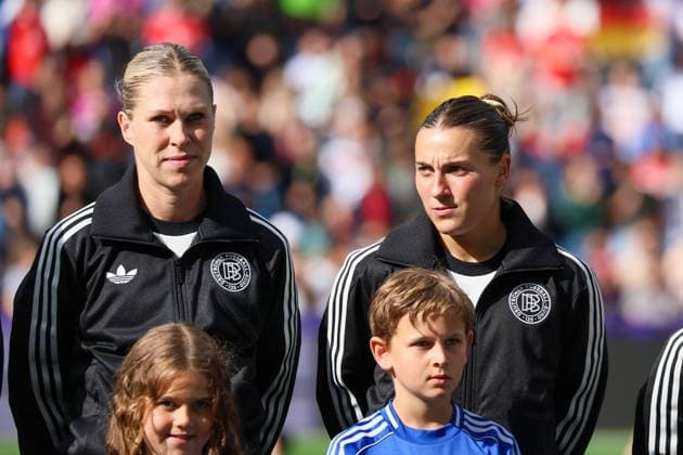 Basel, Switzerland 08 July 2025 UEFA Euro 2025 Woman Germany vs Denmark Pictured from left Rebecca Knaak Germany and Carlotta Wamser Germany before the match against Denmark at WEURO 2025 in Basel St Jakob Park Copyright: xFotostandx xFantinix