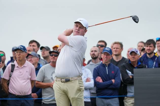 Robert MacIntyre (SCO) on the 11th tee. Genesis Scottish Open, Day 1, Golf, Renaissance Club, North Berwick, Scotland, UK - 10 Jul 2025North Berwick Scotland United Kingdom EDITORIAL USE ONLY No use with unauthorised audio, video, data, fixture lists, club league logos or live services. Online in-match use limited to 120 images, no video emulation. No use in betting, games or single club league player publications. Copyright: xStuartxWallace Shutterstockx 15393027ae