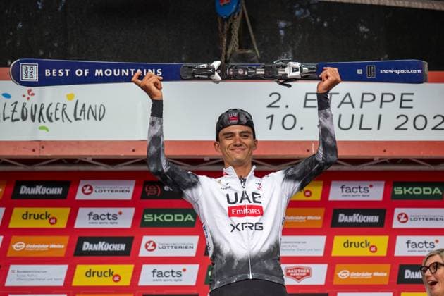 CYCLING - Tour of Austria 2025 SANKT JOHANN,AUSTRIA,10.JUL.25 - CYCLING - Tour of Austria, stage 2, Bischofshofen - Sankt Johann Alpendorf. Image shows the rejoicing of Isaac Del Toro Romero (MEX UAE Team Emirates XRG).  GEPAxpictures xWolfgangxKofler