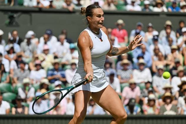 Wimbledon Tennis Championships - Day 11 LONDON, ENGLAND - July 10: Aryna Sabalenka plays in the Ladies singles semi-finals match against Amanda Anisimova of the United States (not seen) during day eleven of The Championships Wimbledon 2025 at All England Lawn Tennis and Croquet Club on July 10, 2025 in London, United Kingdom. Ray Tang Anadolu London United Kingdom. Editorial use only. Please get in touch for any other usage.  Copyright: x2025xAnadoluxRayxTangx