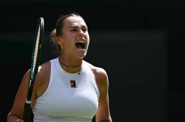 (250710) -- LONDON, July 10, 2025 -- Aryna Sabalenka reacts during the women s singles semifinal match between Aryna Sabalenka of Belarus and Amanda Anisimova of the United States at the Wimbledon Tennis Championships in London, Britain, July 10, 2025. ) (SP)BRITAIN-LONDON-TENNIS-WIMBLEDON-WOMEN S SINGLES LixYing 