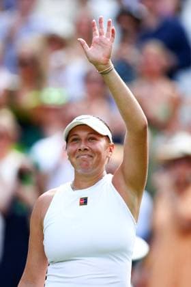 Amanda Anisimova celebrates victory in her semi final match Wimbledon Tennis Championships, Day 11, The All England Lawn Tennis and Croquet Club, London, UK - 10 Jul 2025London The All England Lawn Tennis and United Kingdom  Copyright: xJamesxMarsh Shutterstockx 15390590dr