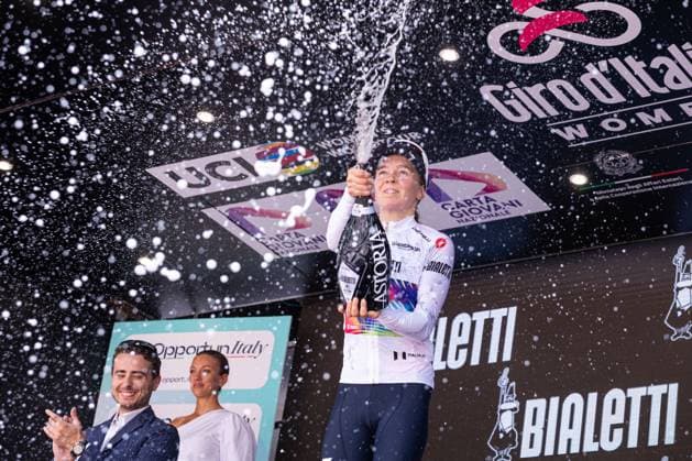 CICLISMO - Giro d Italia - Giro d Italia Women - Stage 5 - Mirano Monselice Antonia Niedermaier Keeps the White Jersey during Giro d Italia Women - Stage 5 - Mirano Monselice, Giro d Italia race in Monselice, Italy, July 10 2025 Monselice Italy  Copyright: xIPAxSport ABACAx