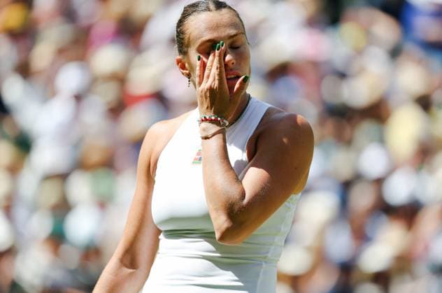 Aryna Sabalenka vs Amanda Anisimova Wimbledon Championships 2025 Day 11, Ladies’ Singles - Semi Final Centre Court Aryna Sabalenka vs Amanda Anisimova Aryna Sabalenka in action. 10.07.2025  Copyright: xMarcxAspland ThexTimesx NINTCHDBPICT001008956709