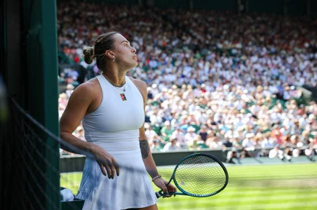 Aryna Sabalenka vs Amanda Anisimova Wimbledon Championships 2025 Day 11, Ladies’ Singles - Semi Final Centre Court Aryna Sabalenka vs Amanda Anisimova Aryna Sabalenka in action. 10.07.2025  Copyright: xMarcxAspland ThexTimesx NINTCHDBPICT001008962728