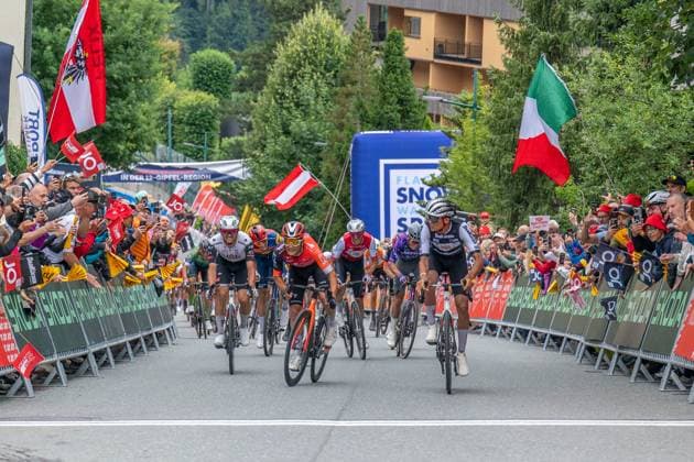 CYCLING - Tour of Austria 2025 SANKT JOHANN,AUSTRIA,10.JUL.25 - CYCLING - Tour of Austria, stage 2, Bischofshofen - Sankt Johann Alpendorf. Image shows Michal Zelazowski (POL Voster ATS Team),Federico Guzzo (ITA S.C. Padovani Polo Cherry Bank) and Jensen Plowright (AUS Alpecin-Deceuninck), Andrew August (USA INEOS Grenadiers) and Isaac Del Toro Romero (MEX UAE Team Emirates XRG).  GEPAxpictures xWolfgangxKofler