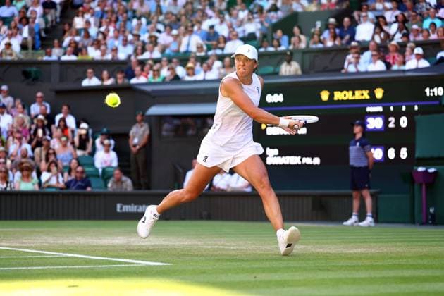 Iga Swiatek during her semi final match Wimbledon Tennis Championships, Day 11, The All England Lawn Tennis and Croquet Club, London, UK - 10 Jul 2025London The All England Lawn Tennis and United Kingdom  Copyright: xJamesxMarsh Shutterstockx 15390590ex