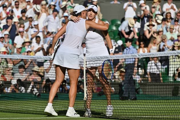 Wimbledon Tennis Championships - Day 11 LONDON, UNITED KINGDOM - JULY 10: Iga Swiatek of Poland wins her Ladies singles semi-finals match against Belinda Bencic of Switzerland during day eleven of The Championships Wimbledon 2025 at All England Lawn Tennis and Croquet Club on July 10, 2025 in London, United Kingdom. Ray Tang Anadolu London United Kingdom. Editorial use only. Please get in touch for any other usage.  Copyright: x2025xAnadoluxRayxTangx