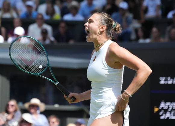 Tennis - 2025 Wimbledon Championships - Ladies singles Semi Final. Aryna Sabalenka v Amanda Anisimova All England Lawn Tennis & Croquet Club - Thursday 10th July 2025 Aryna Sabalenka shouts after a winning point 