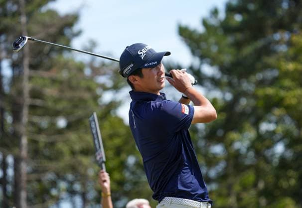 Rikuya Hoshino (JPN) plays his tee shot on the 8th hole during Round 1. Hoshino retired from the tournament with what appears to be a back or shoulder injury after teeing off on the 8th hole. Genesis Scottish Open, Day 1, Golf, Renaissance Club, North Berwick, Scotland, UK - 10 Jul 2025North Berwick Scotland United Kingdom EDITORIAL USE ONLY No use with unauthorised audio, video, data, fixture lists, club league logos or live services. Online in-match use limited to 120 images, no video emulation. No use in betting, games or single club league player publications. Copyright: xStuartxWallace Shutterstockx 15393027ew
