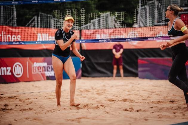 Beach volleyball women Allianz German Beach Tour 2025 Tourstop Munich 10 07 2025 f l Chenoa Christ and Anna Chiara Reformat Munich Central University Sports Munich Bavaria Germany