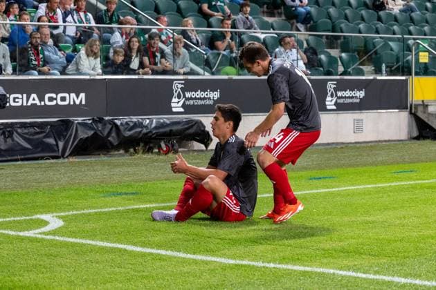 Legia Warszawa - Aktobe FK 10.07..2025 football, Warsaw, UEFA European League qualification (pilka nozna eliminacje Liga Europy) game Legia Warszawa - Aktobe FK image shows Oralkhan Omirtaev goal disallowed canceled photo Katarazyna Plewczynska Fotostyk Copyright: xKatarzynaxPlewczynska Fotostykx 20250710FCTKP060