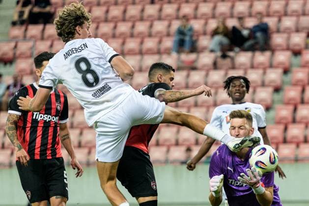 250710 Silas Andersen of Häcken and goalkeeper Ziga Frelih of Spartak Trnava during the UEFA Europa League qualifier football match between Spartak Trnava and Häcken on July 10, 2025 in Trnava Photo Mathilda Schuler BILDBYRAN kod MA MA0843 fotboll football soccer fotball uefa europa league europa league spartak trnava häcken bbeng  Copyright: MATHILDAxSCHULER BB250710MA082