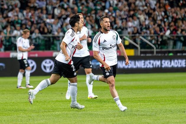 10.07.2025 WARSZAWA PILKA NOZNA LIGA EUROPY UEFA. ELIMINACJE. 1 RUNDA SEZON 2025 2026 - UEFA EUROPA LEAGUE FIRST QUALIFYING ROUND FIRST MATCH : LEGIA WARSAW - FK AKTOBE LEGIA WARSZAWA - FK AKTOBE. NZ. RYOYA MORISHITA VAHAN BICHAKHCHYAN FOT. ANTONI BYSZEWSKI ARENA AKCJI --- 10.07.2025 WARSAW FOOTBALL. POLAND. UEFA EUROPE LEAGUE. QUALIFYING. 1ST ROUND. LEGIA WARSAW - FK AKTOBE. NEWSPIX.PL --- newspix.pl 