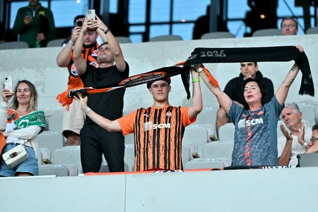 Ljubljana, Slovenia, July 10th 2025: Shakhtar fans before the UEFA Europa League, First qualifying round, 1st leg, match between Shakhtar Donetsk (Ukraine) and Ilves Tampere (Finland) at Stadium Stozice, Ljubljana, Slovenia. (Igor Kupljenik SPP) Copyright: xIgorxKupljenikx xSPPx SPP_1005930