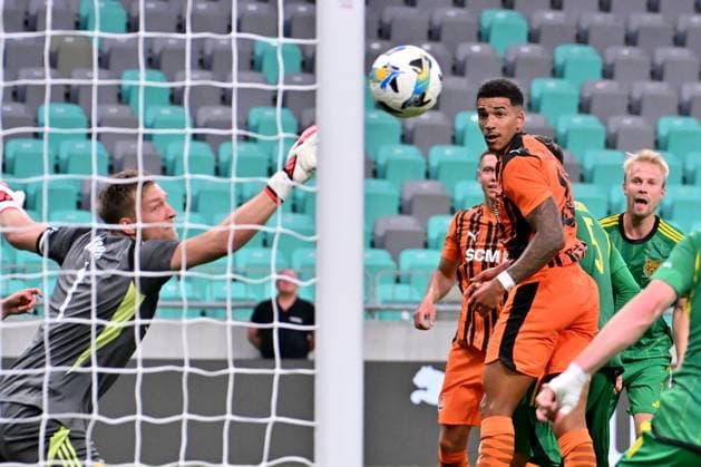 Ljubljana, Slovenia, July 10th 2025: Kaua Elias Nogueira of Shakhtar (2R) in action and score during the UEFA Europa League, First qualifying round, 1st leg, match between Shakhtar Donetsk (Ukraine) and Ilves Tampere (Finland) at Stadium Stozice, Ljubljana, Slovenia. (Igor Kupljenik SPP) Copyright: xIgorxKupljenikx xSPPx SPP_1006009