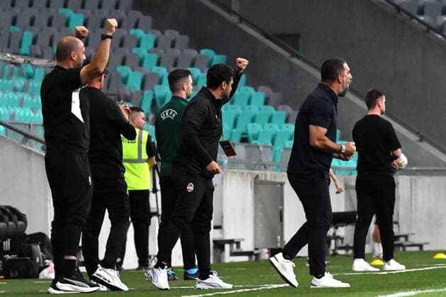 Ljubljana, Slovenia, July 10th 2025: Arda Turan head coach of Shakhtar (CR) celebrate score uring the UEFA Europa League, First qualifying round, 1st leg, match between Shakhtar Donetsk (Ukraine) and Ilves Tampere (Finland) at Stadium Stozice, Ljubljana, Slovenia. (Natasa Kupljenik SPP) Copyright: xNatasaxKupljenikx xSPPx SPP_1005997