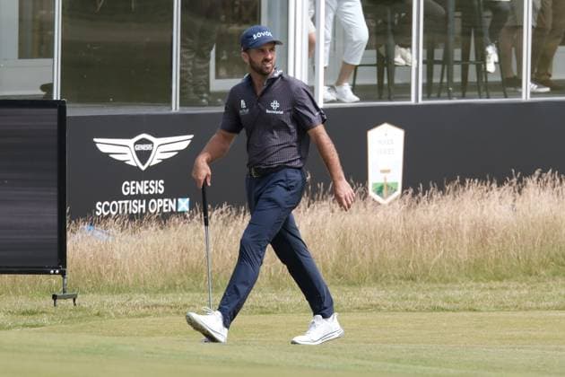 UK: The Genesis Scottish Open at The Renaissance Club, North Berwick, Scotland on 10 July 2025: Pictured: Denny McCarthy (USA) on the 18th green during the first round of the Genesis Scottish Open 2025 at The Renaissance Club, North Berwick, Scotland North Berwick The Renaissance Club Scotland Copyright: xAlexxToddx