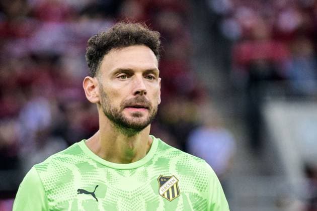 250710 Goalkeeper Etrit Berisha of Häcken ahead of the UEFA Europa League qualifier football match between Spartak Trnava and Häcken on July 10, 2025 in Trnava Photo Mathilda Schuler BILDBYRAN kod MA MA0843 fotboll football soccer fotball uefa europa league europa league spartak trnava häcken bbeng  Copyright: MATHILDAxSCHULER BB250710MA160
