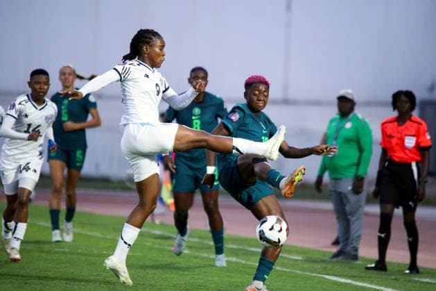 CASABLANCA, MOROCCO - JULY 10: Mokgabo Thanda of Botswana and Nigeria defenders during the 2024 Women s Africa Cup of Nations (Wafcon) beyween Botswana and Nigeria at Stade Larbi Zaouli on July 10, 2025 in Casablanca, Morocco. Photo by Seyi Victor Copyright: xx