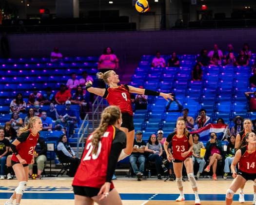 (250711) -- ARLINGTON, July 11, 2025 -- Lina Alsmeier (Top) of Germany spikes the ball during the match between Germany and Thailand at the Women s Volleyball Nations League (VNL) 2025 in Arlington, the United States, July 10, 2025. (Photo by Chen Chen Xinhua) (SP)U.S.-ARLINGTON-VOLLEYBALL-NATIONS LEAGUE-WOMEN-GER VS THA XuxJianmei 