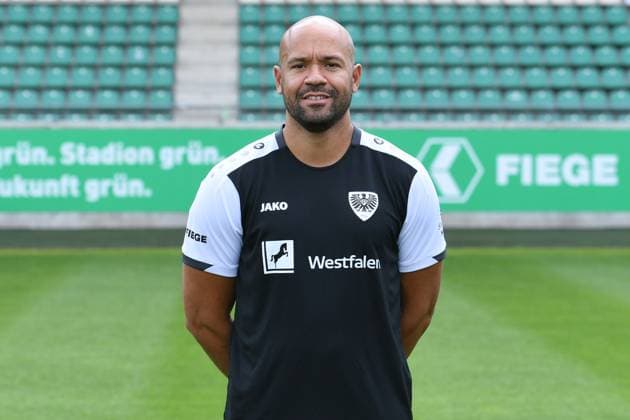 SC Preußen Münster 2 BL, portrait date 2025 2026 Dennis Sarteh Physiotherapist Münster SC Preußen Münster 2 BL, portrait date 2025 2026 xRx