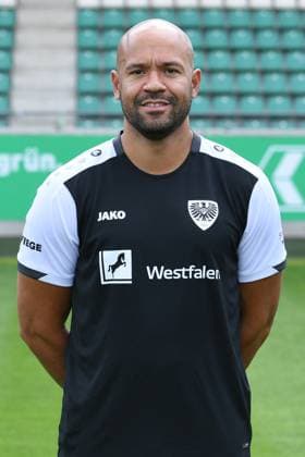 SC Preußen Münster 2 BL, portrait date 2025 2026 Dennis Sarteh Physiotherapist Münster SC Preußen Münster 2 BL, portrait date 2025 2026 xRx