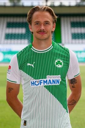 10 07 2025 SpVgg Greuther Fürth Kleeblatt Spielvereinigung 2 BL Soccer Bundesliga Season 2025 2026 Photo appointment Portrait appointment Presentation Press appointment Single photo Single photo Portrait Portrait Headshot Mathias Flaga Olesen 8, SpVgg Greuther Fürth