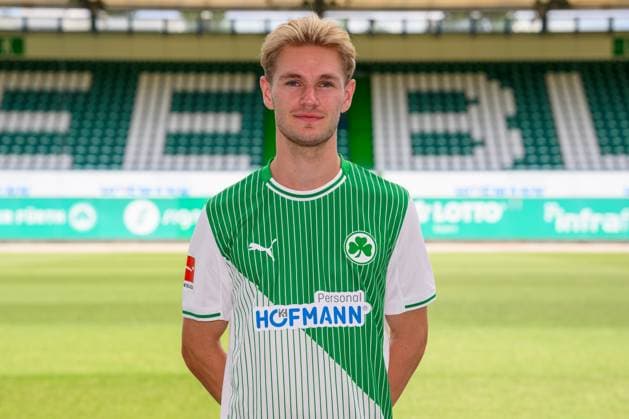 10 07 2025 SpVgg Greuther Fürth Kleeblatt Spielvereinigung 2 BL Soccer Bundesliga Season 2025 2026 Photo appointment Portrait appointment Presentation Press appointment Single photo Single photo Portrait Portrait Headshot Marco John 24, SpVgg Greuther Fürth