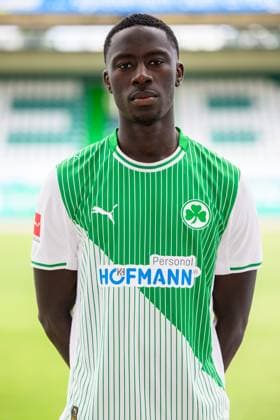 10 07 2025 SpVgg Greuther Fürth Kleeblatt Spielvereinigung 2 BL Soccer Bundesliga Season 2025 2026 Photo appointment Portrait appointment Presentation Press appointment Single photo Single photo Portrait Portrait Headshot Omar Sillah 42, SpVgg Greuther Fürth