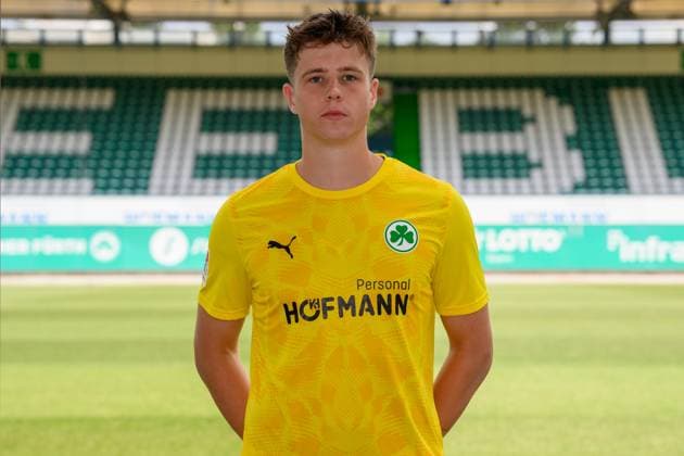 10 07 2025 SpVgg Greuther Fürth Kleeblatt Spielvereinigung 2 BL Soccer Bundesliga Season 2025 2026 Photo appointment Portrait appointment Presentation Press appointment Single photo Single photo Portrait Portrait Headshot Sebastian Jung 31, SpVgg Greuther Fürth