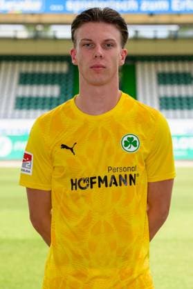 10 07 2025 SpVgg Greuther Fürth Kleeblatt Spielvereinigung 2 BL Soccer Bundesliga Season 2025 2026 Photo appointment Portrait appointment Presentation Press appointment Single photo Single photo Portrait Portrait Headshot Timo Schlieck 21, SpVgg Greuther Fürth