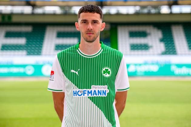 10 07 2025 SpVgg Greuther Fürth Kleeblatt Spielvereinigung 2 BL Soccer Bundesliga Season 2025 2026 Photo appointment Portrait appointment Presentation Press appointment Single photo Single photo Portrait Portrait Headshot Branimir Hrgota 10, SpVgg Greuther Fürth