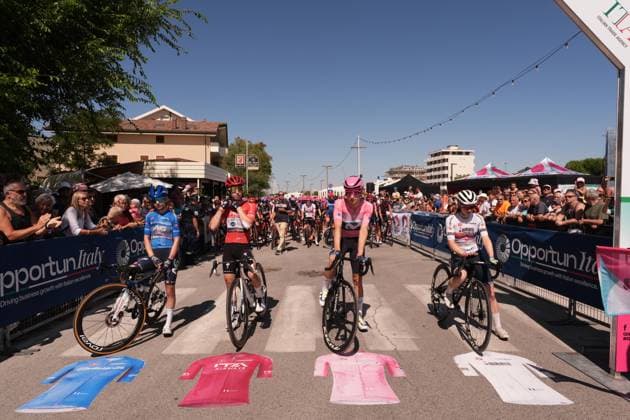 Sarah Gigante (AG Insurance - Soudal Team), Lorena Wiebes (Team SD Worx - Protime), Marlen Reusser (Movistar Team), Antonia Niedermaier (Canyon SRAM zondacrypto) during the 6th stage of the Giro d’Italia Women, from Bellaria-Igea Marina to Terre Roveresche, Italy Friday, July 11, 2025. - cycling .  Copyright: xMassimoxPaolone LaPressex