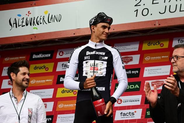 10 07 2025, St Johann, AUT, Tour of Austria 2025, Stage 2 from Bischofshofen to St Johann in Salzburg 142,1 km , pictured In the black jersey of the best young rider Isaac Del Toro MEX, UAE Team Emirates XRG In the black jersey of the best young rider Isaac Del Toro MEX, UAE Team Emirates XRG during the stage 2 from Bischofshofen to St Johann in Salzburg 142,1 km of the Tour of Austria in St Johann, Austria on 2025 07 10 Expa St Johann EP_rei
