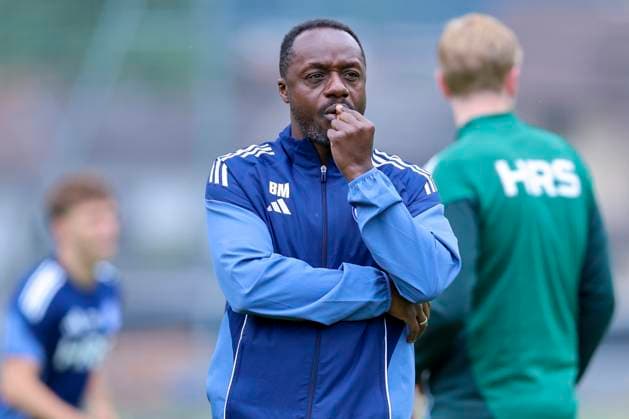 Director Squad Planning, Scouting and Squires Forge Ben Manga FC Schalke 04 looks on, 11 07 2025, Training FC Schalke 04, Training ground, July 11, 2025 in Neustift im Stubaitail, Austria Photo by Marco Steinbrenner DeFodi Images Director Squad Planning, Scouting and Squires Forge Ben Manga FC Schalke 04 looks on, 11 07 2025, Training FC Schalke 04, Training ground, July 11, 2025 in Neustift im Stubaital, Austria Photo by Marco Steinbrenner DeFodi Images