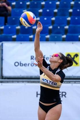 Beach volleyball, Beachvolleyball - Pro Beach Battle Masters SEEWALCHEN,AUSTRIA,11.JUL.25 - BEACH VOLLEYBALL - Beach Volleyball Tour PRO, Pro Beach Battle Masters Litzlberg. Image shows Birgit Schoettl (AUT).  GEPAxpictures xDanielaxMoser