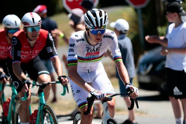 Tour de France 2025 Stage 7 MUR-DE-BRETAGNE GUERLEDAN, FRANCE - JULY 11 : Pogacar Tadej (SLO) of UAE Team Emirates during stage 7 of the 112th edition of Tour de France an UCI World Tour 2.UWT cycling road race stage for Men Elite of 194 km with start in Saint-Malo and finish in Mur-de-Bretagne Guerledan on July 11, 2025 in Mur-de-Bretagne Guerledan, France, 11 07 2025 ( Motordriver Kenny Verfaillie - Mur-de-Bretagne Guerledan France  Copyright: xLucaxBettinix