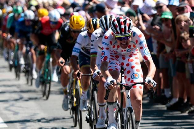 Tour de France 2025 Stage 7 MUR-DE-BRETAGNE GUERLEDAN, FRANCE - JULY 11 : Wellens Tim (BEL) of UAE Team Emirates, Pogacar Tadej (SLO) of UAE Team Emirates, Evenepoel Remco (BEL) of Soudal Quick-Step during stage 7 of the 112th edition of Tour de France an UCI World Tour 2.UWT cycling road race stage for Men Elite of 194 km with start in Saint-Malo and finish in Mur-de-Bretagne Guerledan on July 11, 2025 in Mur-de-Bretagne Guerledan, France, 11 07 2025 ( Motordriver Kenny Verfaillie - Mur-de-Bretagne Guerledan France  Copyright: xLucaxBettinix