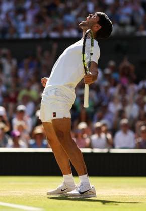 Carlos Alcaraz wins his Semi-Final match Wimbledon Tennis Championships, Day 12, The All England Lawn Tennis and Croquet Club, London, UK - 11 Jul 2025London The All England Lawn Tennis and United Kingdom  Copyright: xEllaxLing Shutterstockx 15392289ag