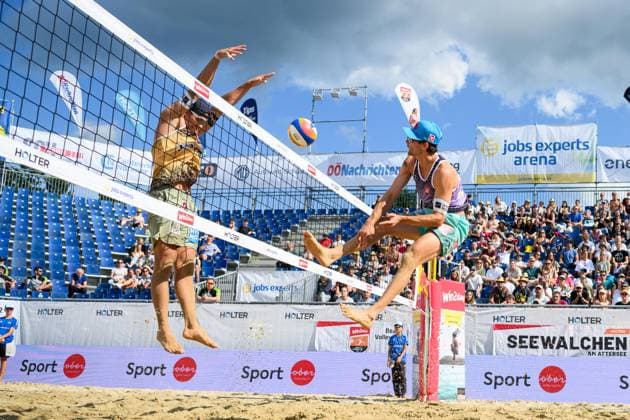 Beach volleyball, Beachvolleyball - Pro Beach Battle Masters SEEWALCHEN,AUSTRIA,11.JUL.25 - BEACH VOLLEYBALL - Beach Volleyball Tour PRO, Pro Beach Battle Masters Litzlberg. Image shows Laurenc Groessig andRobin Seidl (AUT).  GEPAxpictures xDanielaxMoser