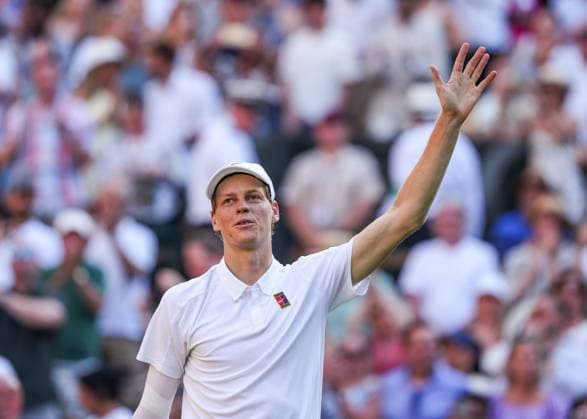 Jannik Sinner ITA cheers after the victory, Cheers, Joy, Emotion, Mens Singles, Gentlemen s Singles Tennis Wimbledon 2025 Grand Slam ITF ATP WTA AELTC London Great Britain 11 July 2025 Copyright: xJuergenxHasenkopfx