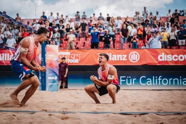 Beach volleyball men Allianz German Beach Tour 2025 Tourstop Munich 11 07 2025 f l David Poniewaz and Luis Kubo cheer after the victory Munich Central University Sports Munich Bavaria Germany