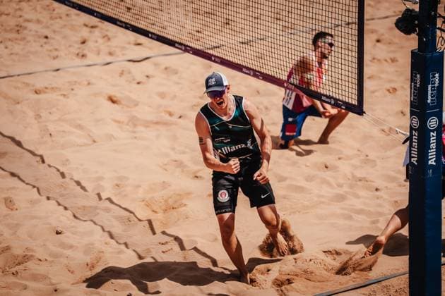 Beach volleyball men Allianz German Beach Tour 2025 Tourstop Munich 11 07 2025 Robin Sowa cheers Munich Central University Sports Munich Bavaria Germany