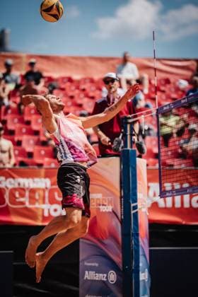 Beach volleyball men Allianz German Beach Tour 2025 Tourstop Munich 11 07 2025 Eric Stadie Seeber at Attack Munich Central University Sports Munich Bavaria Germany